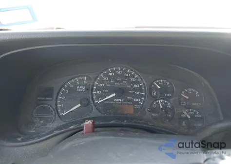 2002 Chevrolet Avalanche 1500 from USA, damaged, VIN 3GNEC13T92G109006